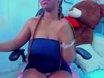 Freechat hazel_lanee on Chaturbate