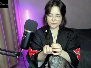 Freechat hell_hotline on Chaturbate