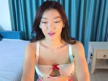 Freechat hey_herbal on Chaturbate