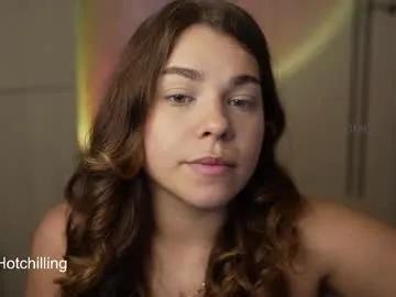 Freechat hot_chill__ on Chaturbate