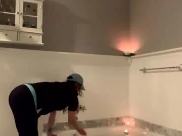 Freechat intothewoodswego on Chaturbate