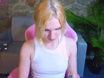 iron_adele — GOAL: shake boobs [18 tokens remaining] Welcome to our room, can you handle this sexual pressure? #new #daddy #bigboobs #sph #joi