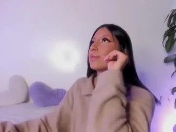 Freechat issaandneron_ on Chaturbate