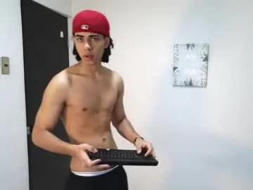 jash_7 — SHOW CUM!!! #latino #bigcock #findom #twink # [2000 tokens remaining]