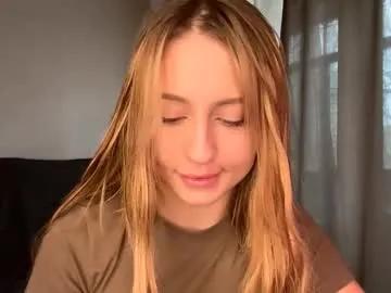 jettafrancis — Hello, im Kodi! I'm #18 and I'm a little #shy  GOAL: body tour ! #natural #bigass #skinny [99 tokens remaining]