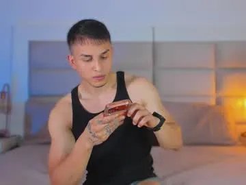 jhosua_hunt — GOAL: Cum Show [2222 tokens remaining] Hey guys, let's enjoy together tonight, I'm really horny! #cum #young #bigcock #lovense #muscle