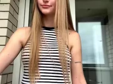 jinnyjaquins on Chaturbate 