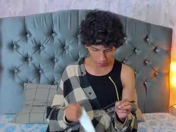 kaiirox — GOAL: spank my ass+flash ashole  [14 tokens remaining] my  happy birthday #anal #ebony #cum #young #twink