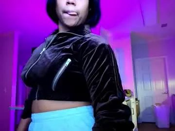 Freechat kat2025 on Chaturbate