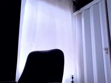 Freechat katherinepeti on Chaturbate