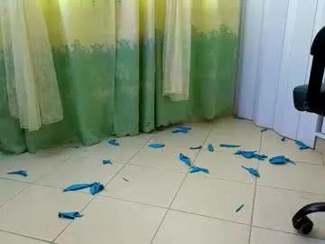 Freechat katherinepeti on Chaturbate