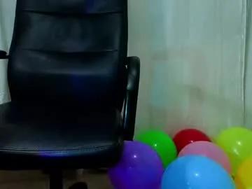 Freechat katherinepeti on Chaturbate