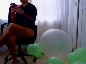 Freechat katherinepeti on Chaturbate