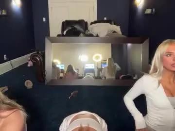 Freechat kenziesmithh on Chaturbate