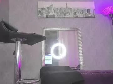 Freechat kitty_wichis on Chaturbate