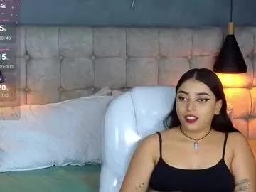 laia_and_aloby — GOAL: face sit [198 tokens remaining] Let's have fun together! #pregnant #lesbian #chubby #squirt #latina