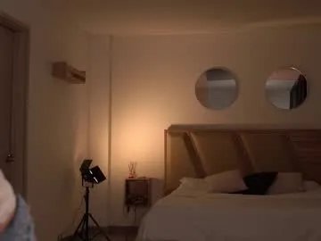 Freechat laurita_4 on Chaturbate