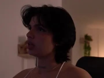 Freechat laurita_4 on Chaturbate