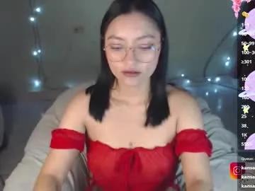 leslie__anderson — Hey! Hairygirl here ;) #hairyarmpits #smoke #bush #asian #hairypussy [1044 tokens remaining]