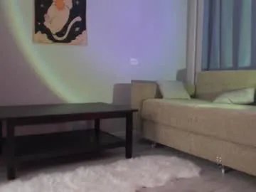 Freechat lil_reya on Chaturbate