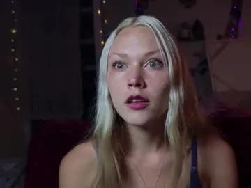 Freechat lilfknsquirt on Chaturbate