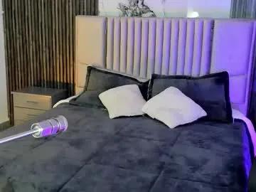 Freechat lillyortiz_ on Chaturbate