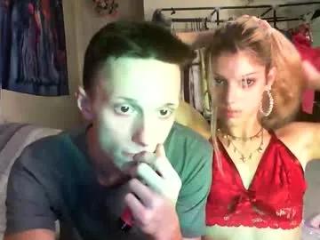 Freechat lilvioletxxx on Chaturbate
