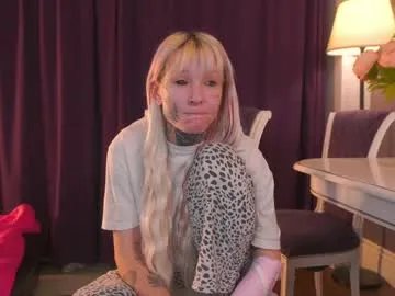 Freechat lookatmehabibi_ on Chaturbate