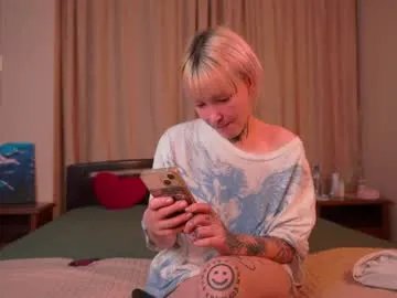 Freechat lookatmehabibi_ on Chaturbate