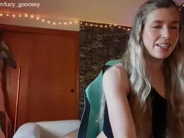Freechat lucy_gooosey on Chaturbate