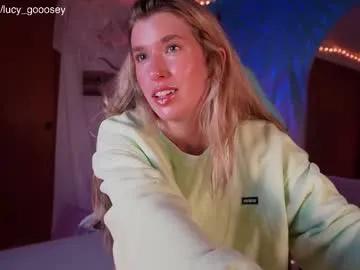 Freechat lucy_gooosey on Chaturbate