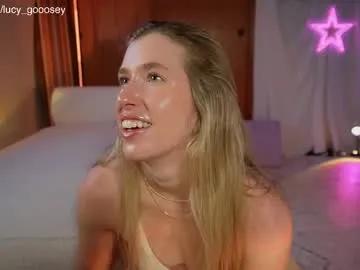 Freechat lucy_gooosey on Chaturbate