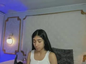 Freechat mariana_kalo on Chaturbate