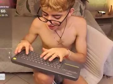 Freechat matty_spark on Chaturbate