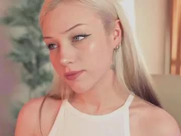 Freechat mia_milagros on Chaturbate