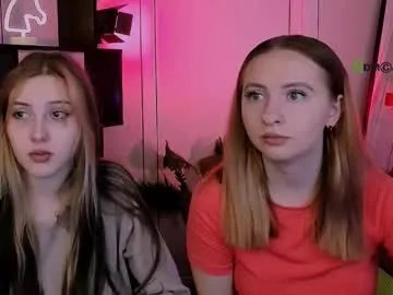 mila_glow on Chaturbate