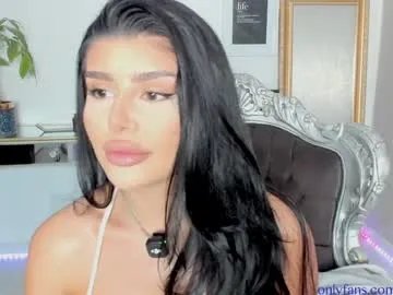 moniqueeass on Chaturbate