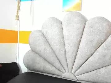 Freechat moon_winy on Chaturbate