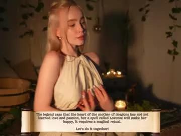 Freechat mother__of__dragons on Chaturbate