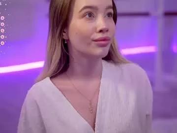 Freechat mother__of__dragons on Chaturbate