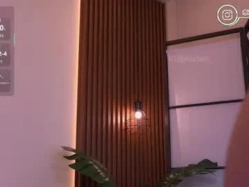 Freechat nicdani_1 on Chaturbate