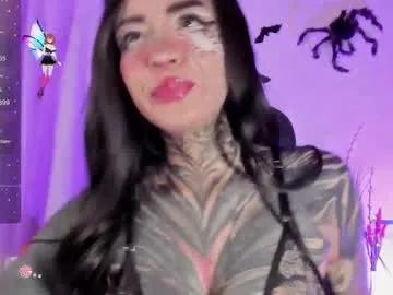 Freechat nicki_1 on Chaturbate