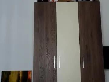 Freechat o_r_b_i_t on Chaturbate