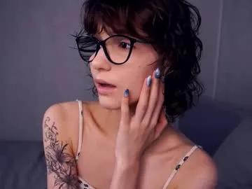 Freechat odettehatt on Chaturbate