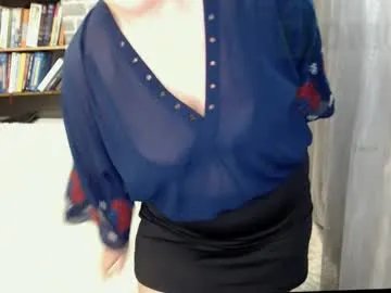 Freechat rainbowladyy on Chaturbate