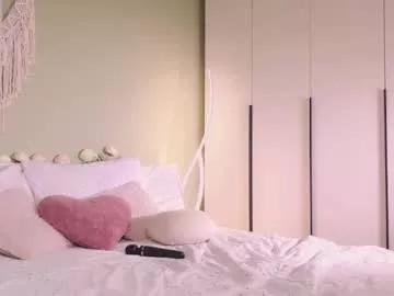 Freechat rinassecret on Chaturbate