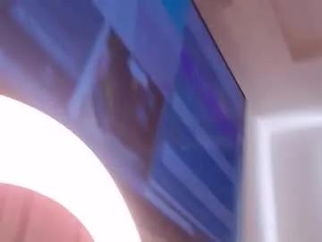 Chaturbate rouss_henao is Away rouss_henao — Hello guys im Your PANTYHOSE Queen #legs #squirt #jeans #pantyhose #feet