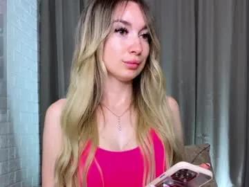 Freechat sapphirealice on Chaturbate