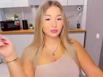 Private sarahmils on Chaturbate