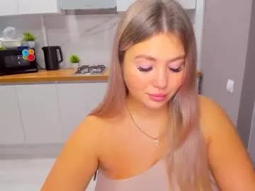 Private sarahmils on Chaturbate